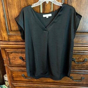 LOFT Black V-Neck Cap Sleeve Blouse